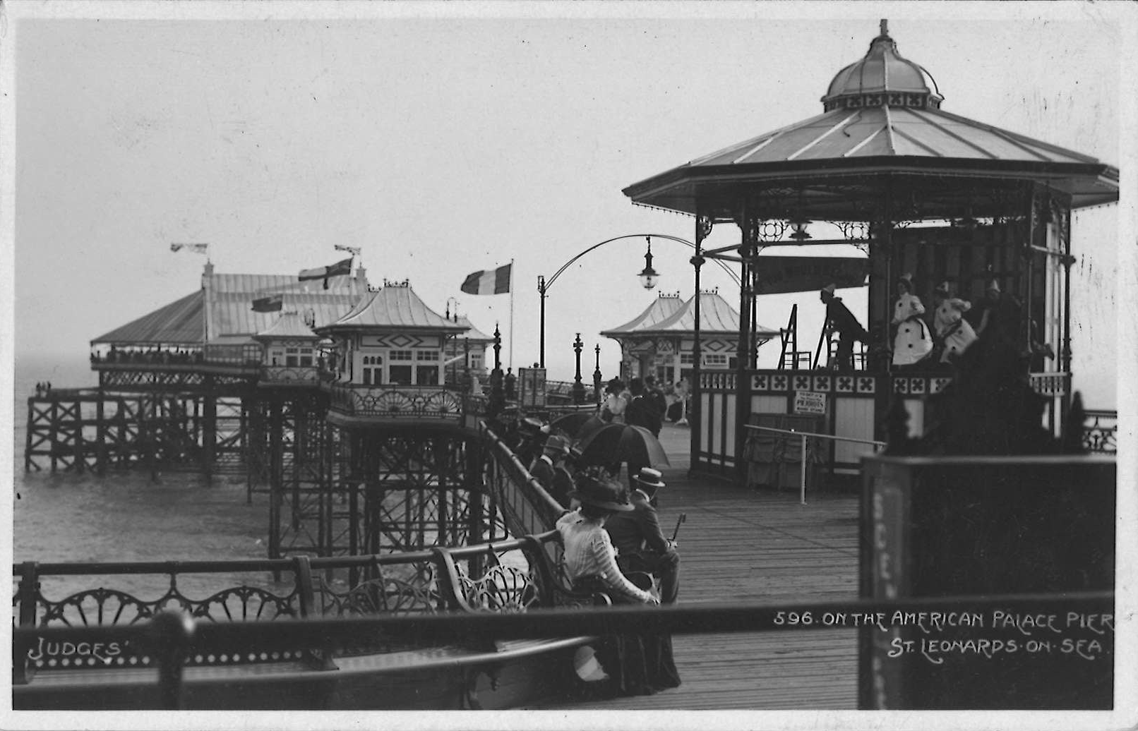 Palace_from_pavement_trigger